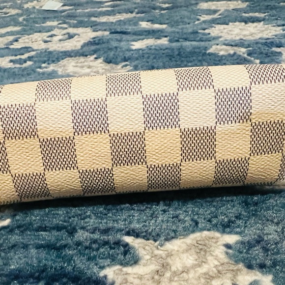 AUTHENTIC ~ Louis Vuitton Cosmetic Pouch in Damier Azur Canvas - Picture 9 of 12